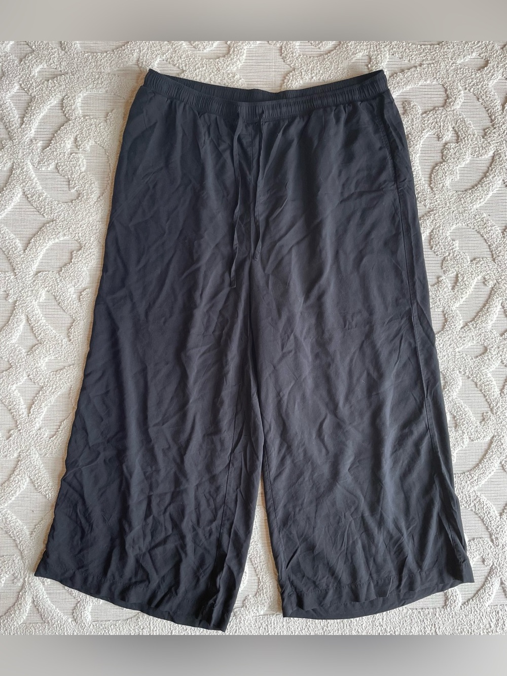 Women’s Soft Wide Leg Pants - Size 20